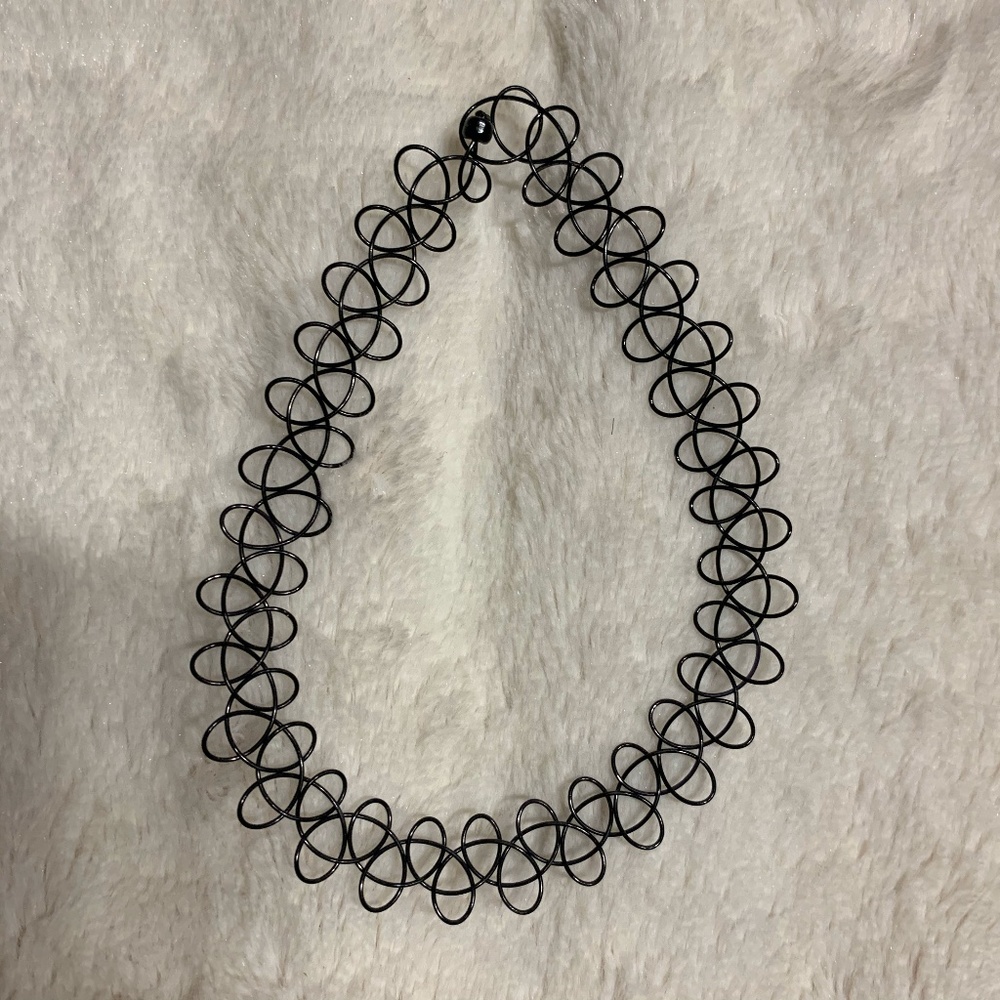 Black Choker